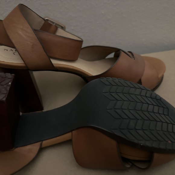 Shoes - Picture 2 of 3